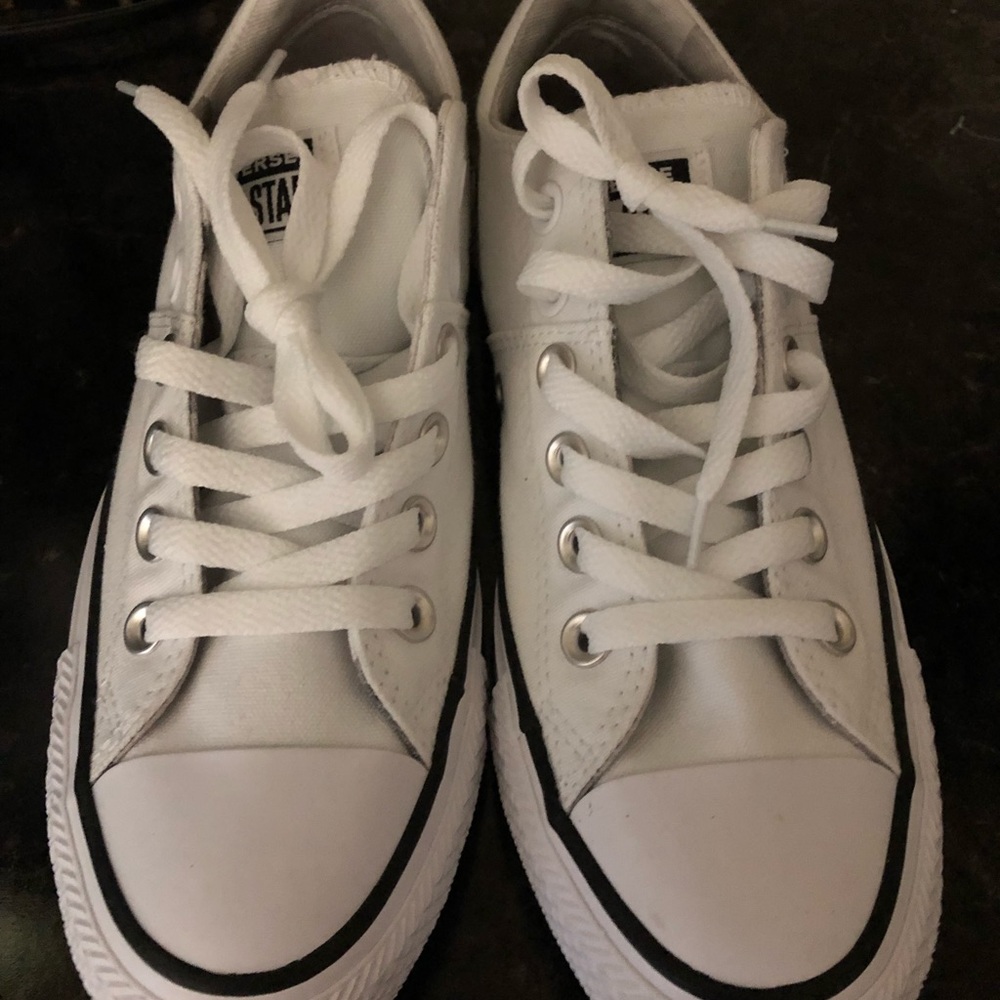 White converse gym shoes